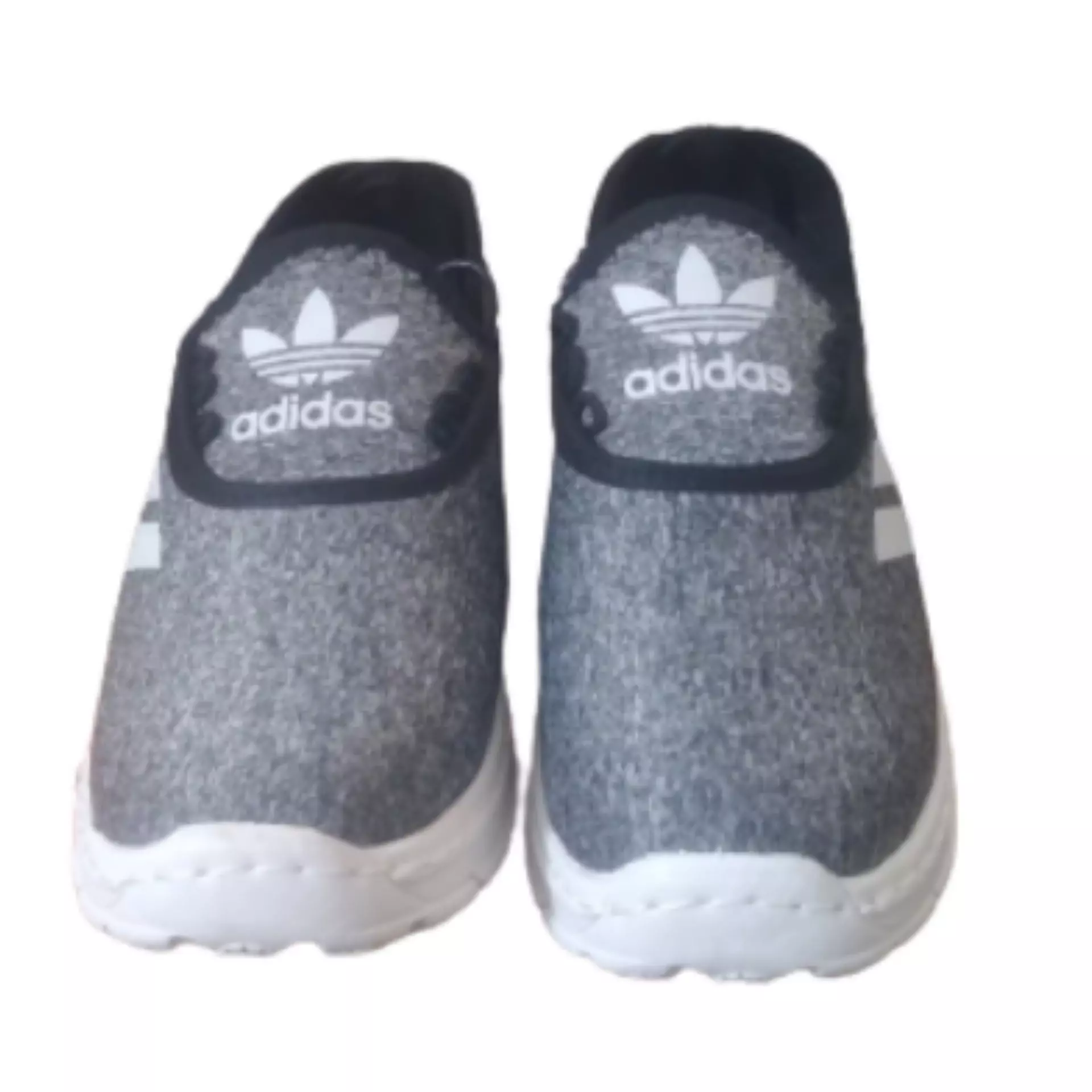 کفش کتانی آدیداس سه خط دور دوخت