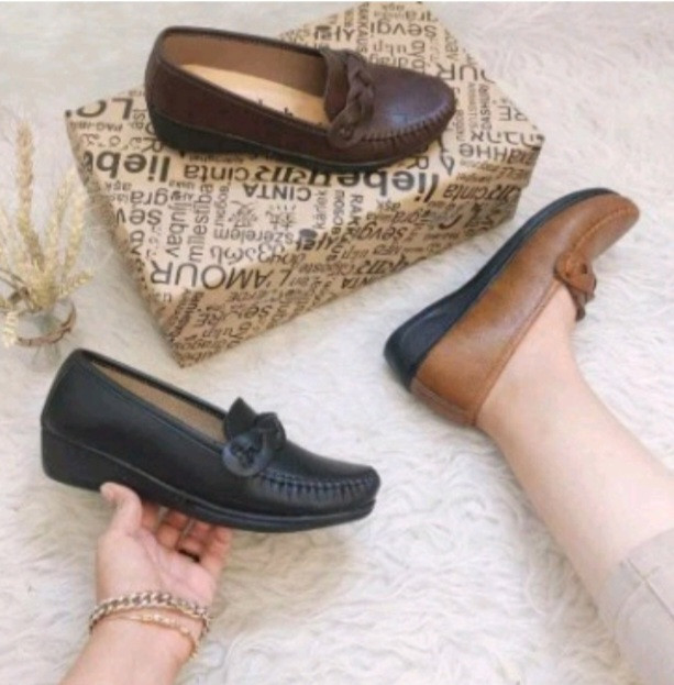 کفش طبی زنانه رویه سوگو کفش طبی زنانه کفش راحتی