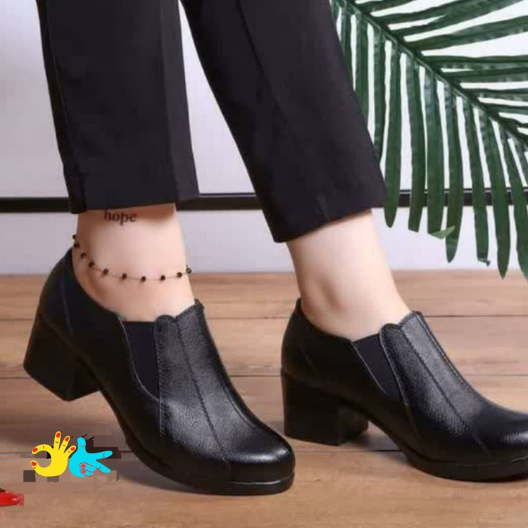 کفش زنانه پاشنه بلند ساقدار لیزری مدل AH محصول پام مشهد سایز37 تا40 با ارسال رایگان