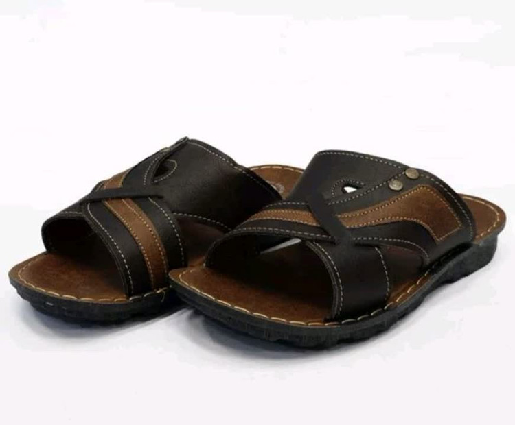 صندل مردانه تایلندی طبی رویه چرم خارجی سبک سایز 40 تا 45 دور دوخت