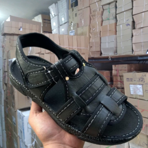 صندل مردانه مدل پوشکاش سبک نرم باقالب استاندارد محصول pamshop