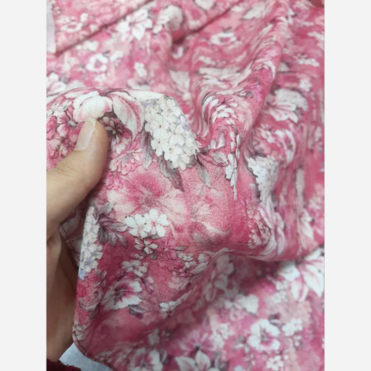 روسری نخ کاستوم طرح نسترن سایز 140 شیک و پوش