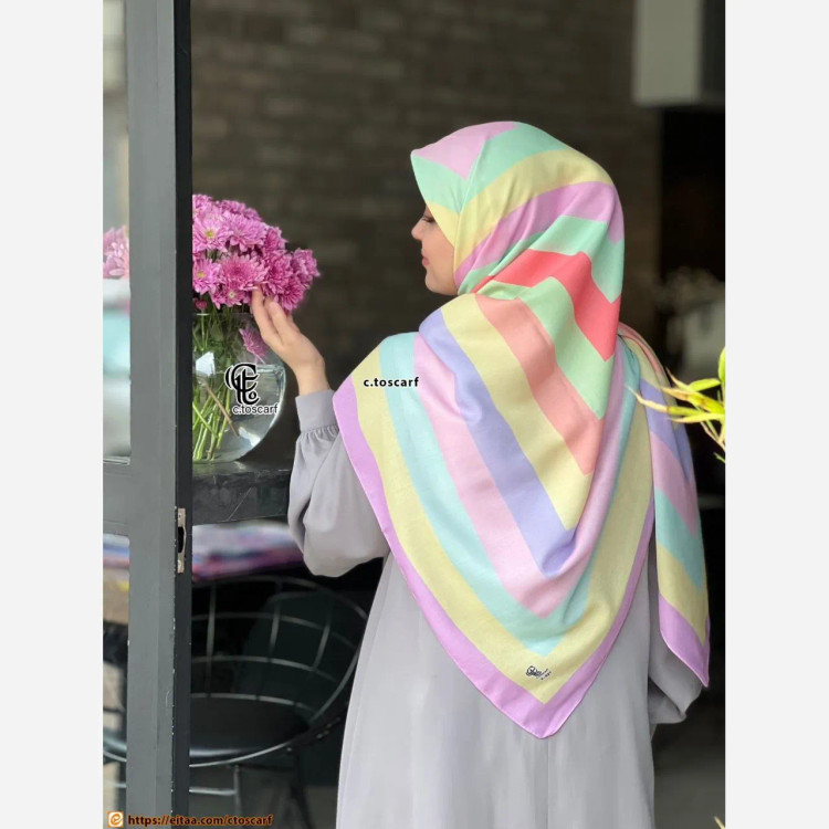 روسری نخ کاستوم طرح طیفی پله ای سایز 140 چرخ دوز