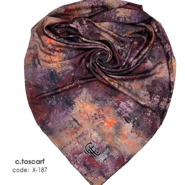 روسری نخی کاستوم طرح پتینه قواره 140 سانتی متر چرخ دوز شده لیز نیست