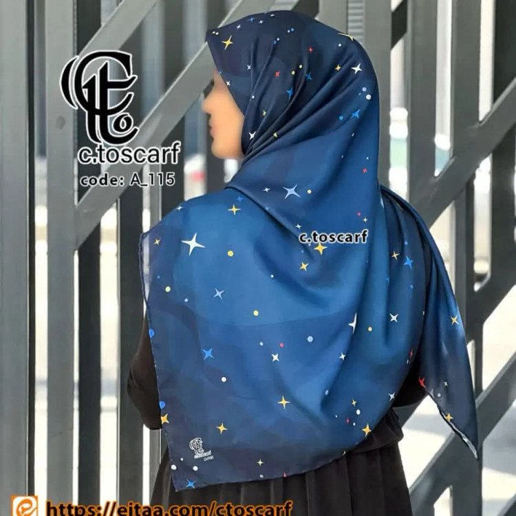روسری نخی کاستوم طرح ستاره شب سرمه ای قواره بزرگ 140*140 دور دوخت