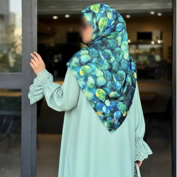 روسری نخ کاستوم طرح وندا سایز 140 زنانه چرخ دوز