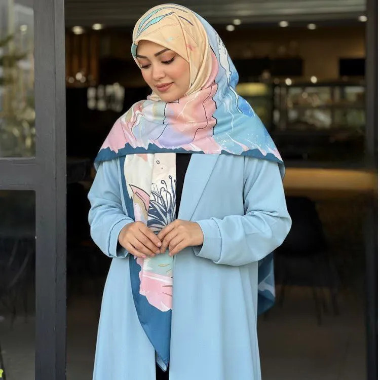 روسری نخ کاستوم طرح مرجان سایز 140 آبی صورتی