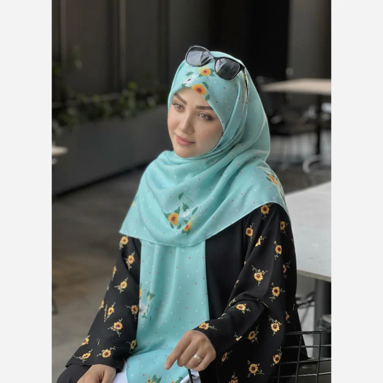 روسری مجلسی طرح پونه تیره نخ کاستوم قواره بزرگ زنانه 140x140