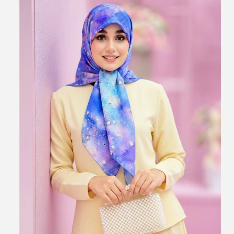 روسری نخی کاستوم طرح ساحل قواره 110