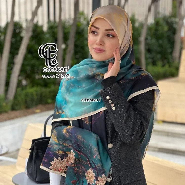 روسری نخ کاستوم سیتو طرح گیتی قواره بزرگ 140x140
