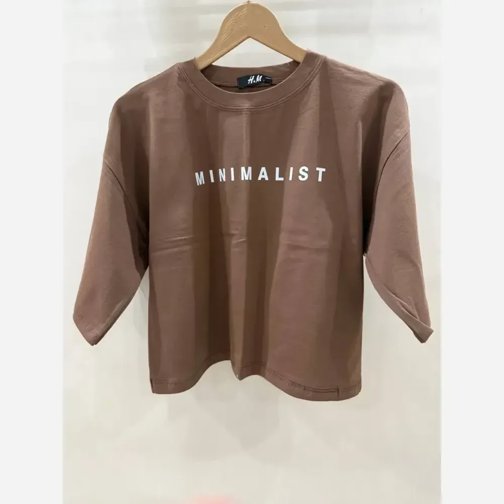 تیشرت کراپ دخترانه زنانه مینیمال سبز پاستلی طرح MINIMALIST