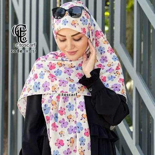روسری نخ کاستوم طرح گل کاغذی قواره بزرگ 140x140 دور چرخ دوز کرم شیری
