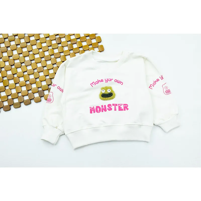 بلوز دخترانه طرح monster جنس پنبه یقه گرد مناسب پاییز و زمستان