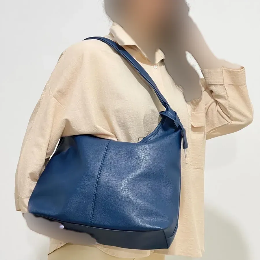 کیف شل دوشی بزرگ زنانه شرانگ کد 1385 طول 43 سانت ارتفاع 30 سانت عمق 13 سانت