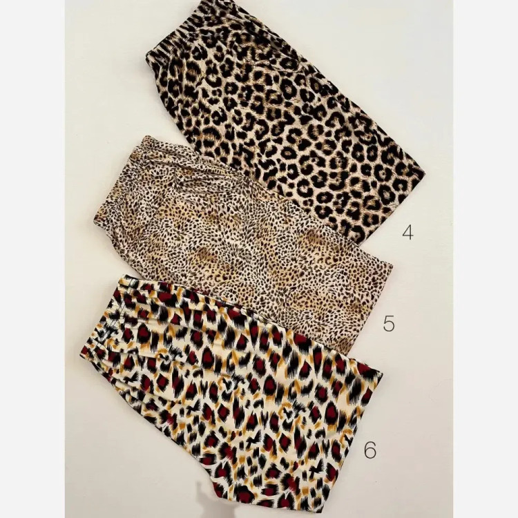 شلوار راحتی زنانه پلنگی قواره بزرگ جیب دار جنس پنبه گیاهی نانو سایز 38 تا 50