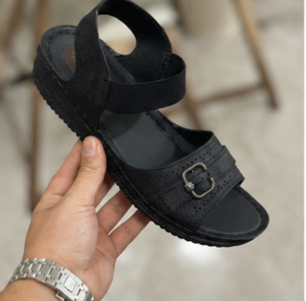 صندل طبی زنانه سبک بادوام زیره سبک دور دوخت مدل دنیزکیفیت تضمینی PAMSHOP