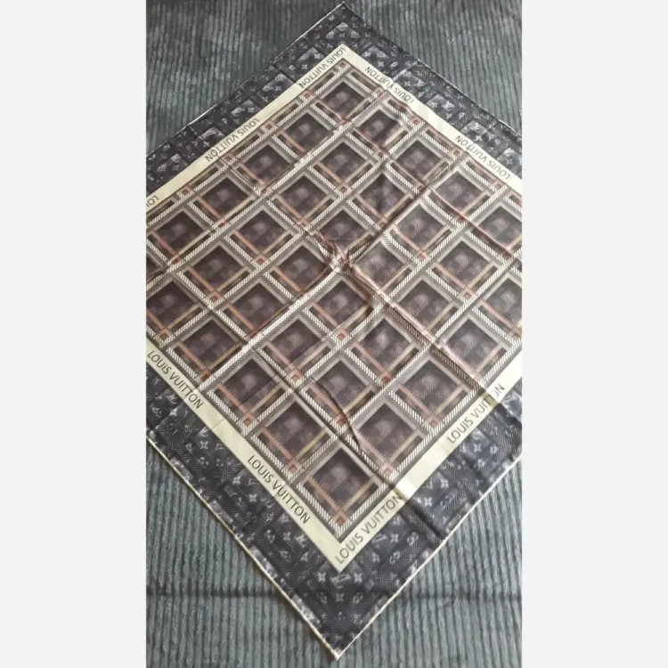 روسری نخی قواره بزرگ دست دوز 140 سانتیمتر