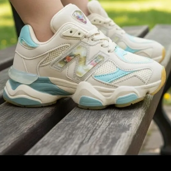 کفش اسپرت نیوبالانس دخترانه مدل دراگون رنگ کرم سبز سایز 37 تا 40