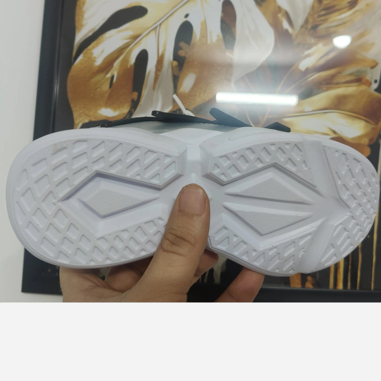 کفش اسپرت بچگانه نایک پسرانه سایز 31 تا 36 رنگ مشکی آبی سفید