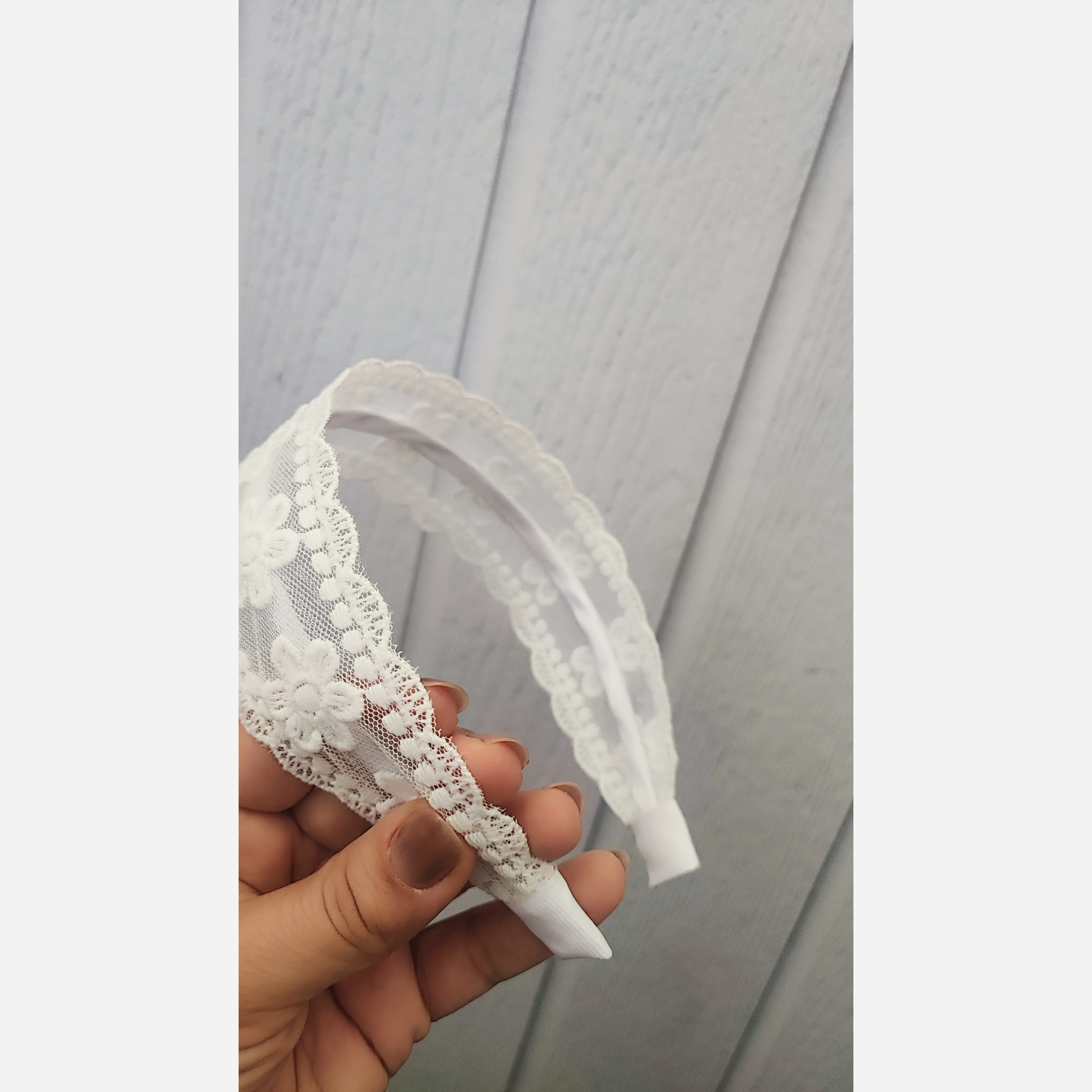 تل سر فانتزی طرح گل رنگ سفید و مشکی دخترانه و زنانه