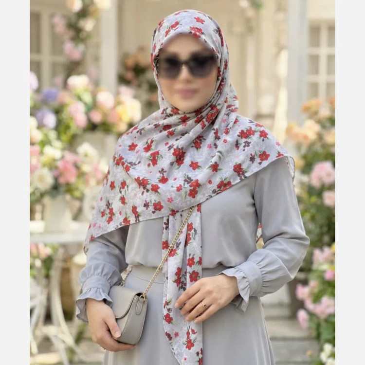 روسری نخ کاستوم طرح چیچک گل سرخ طوسی قواره بزرگ 140 سانتیمتر