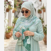 روسری نخ کاستوم قواره 140 طرح شیوا سبز روشن