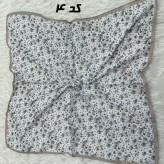 مینی اسکارف نخی نسکافه ای طرح دار قواره 65 در 65 سانتی متر